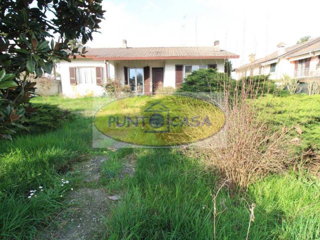 Villa in vendita a Massalengo LO