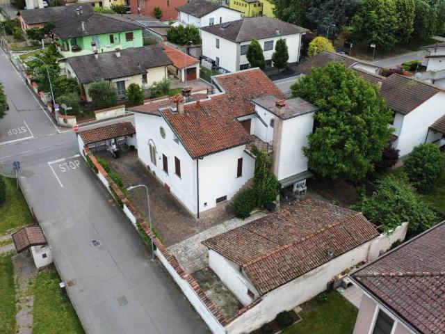Villa in vendita a Massalengo LO