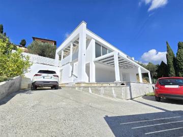 Villa in vendita a Massarosa LU