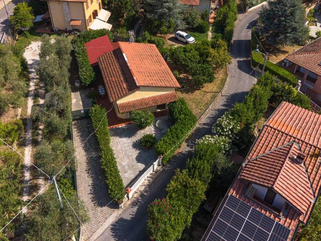 Villa in vendita a Massarosa LU