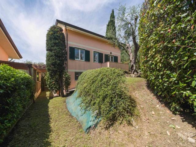 Villa in vendita a Massarosa LU
