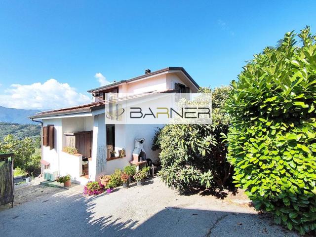 Villa in vendita a Massarosa LU