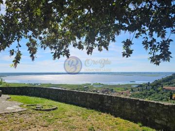 Villa in vendita a Massarosa LU