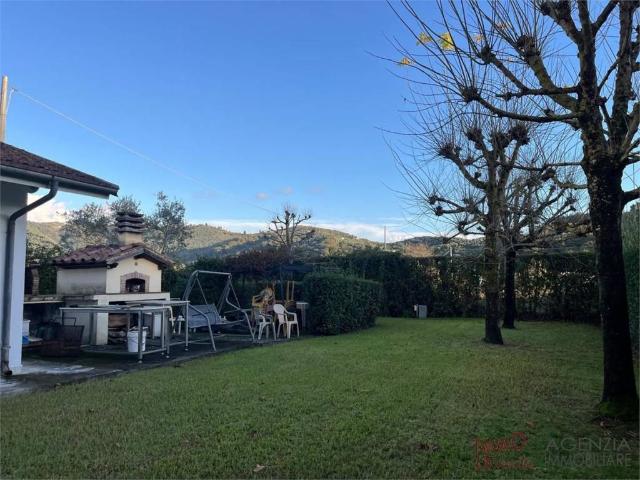 Villa in vendita a Massarosa LU