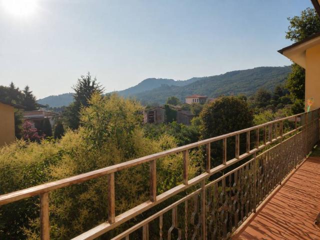 Villa in vendita a Massarosa LU