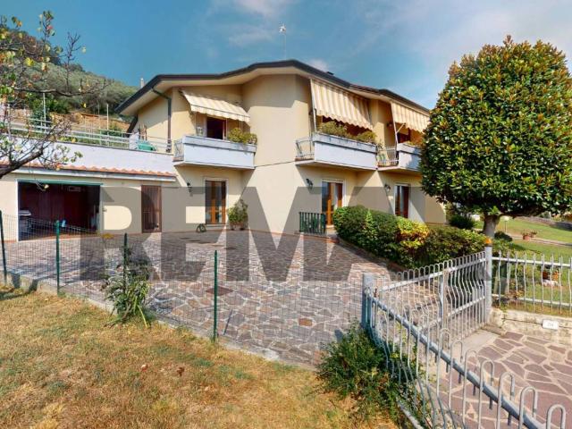 Villa in vendita a Massarosa LU