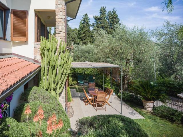 Villa in vendita a Massarosa LU