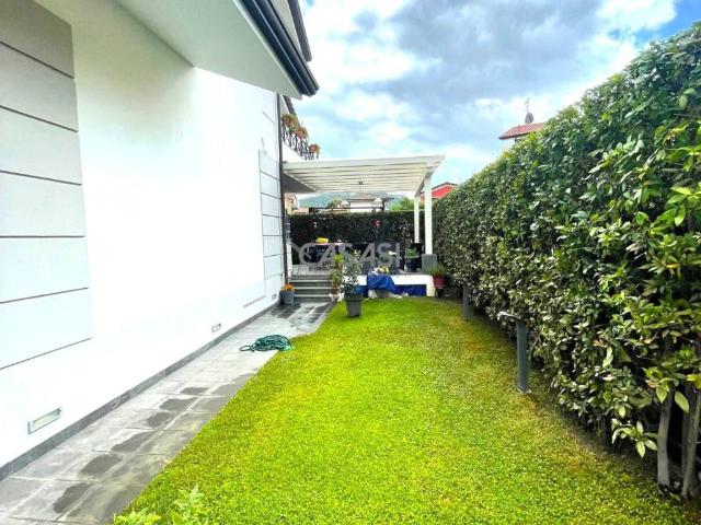 Villa in vendita a Massarosa LU