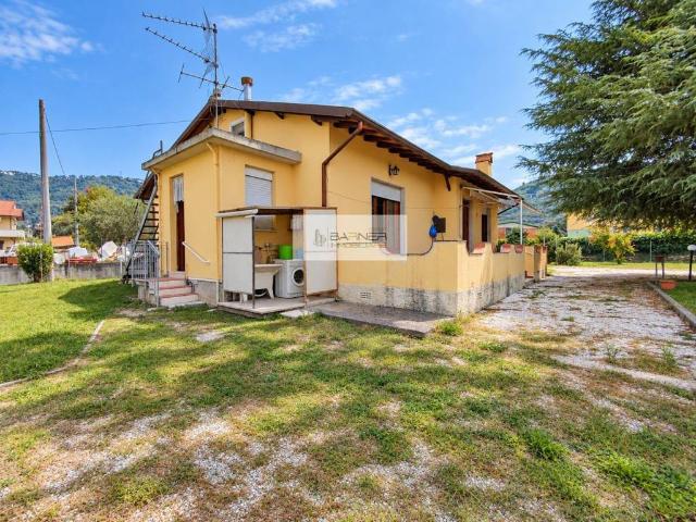 Villa in vendita a Massarosa LU