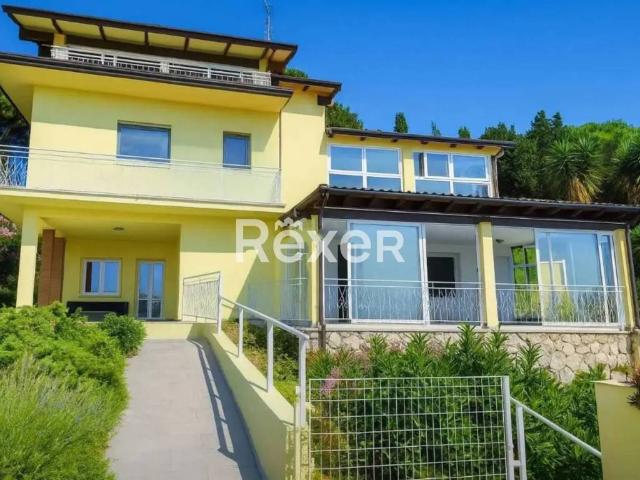 Villa in vendita a Massarosa LU