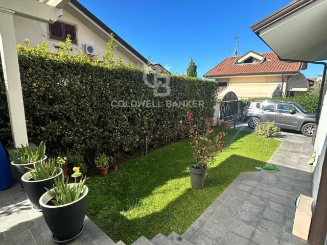 Villa in vendita a Massarosa LU