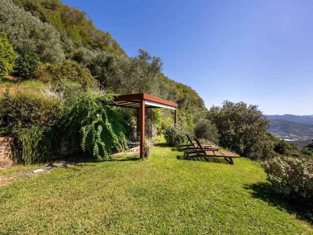 Villa in vendita a Massarosa LU
