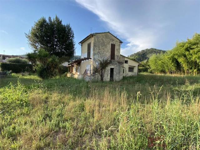 Villa in vendita a Massarosa LU