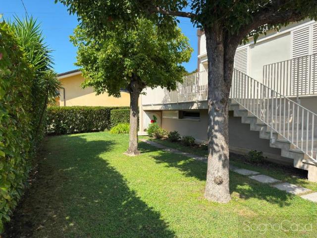 Villa in vendita a Massarosa LU