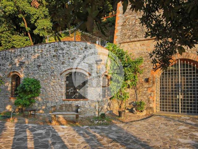 Villa in vendita a Massarosa LU