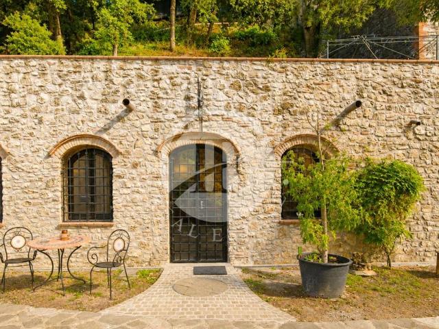Villa in vendita a Massarosa LU