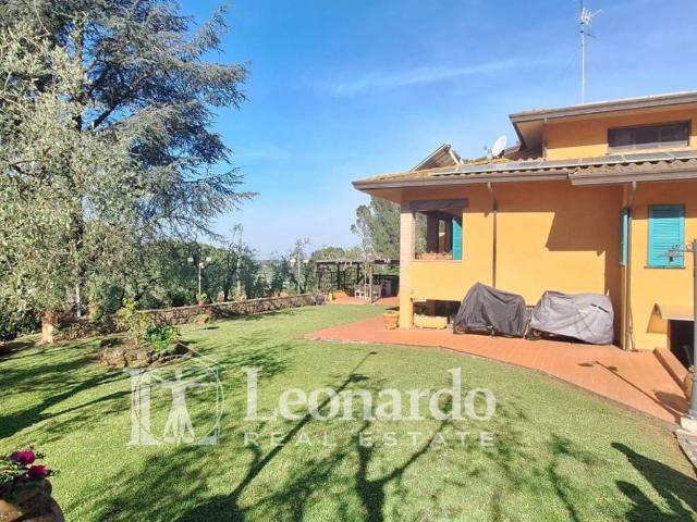 Villa in vendita a Massarosa LU