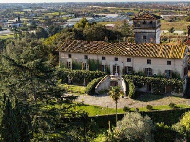 Villa in vendita a Massarosa, Piano di Mommio