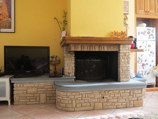 VILLA in VENDITA a MASSAROSA Stiava di 6 vani