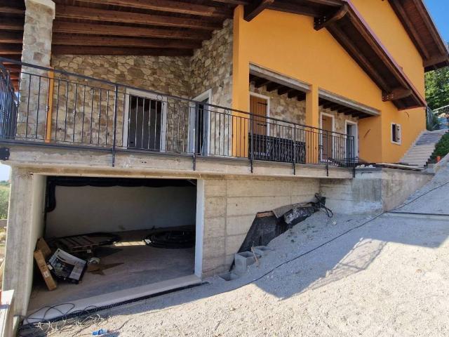 Villa in vendita a Mezzane di Sotto VR
