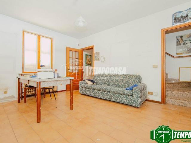 Villa in vendita a Mezzanino