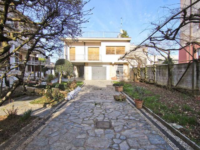 Villa in vendita a Meda MB