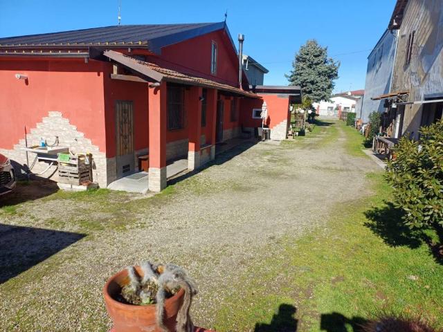 Villa in vendita a Mede PV