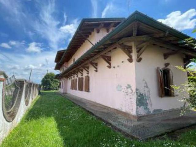 Villa in vendita a Mede PV