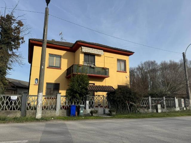 Villa in vendita a Mede PV