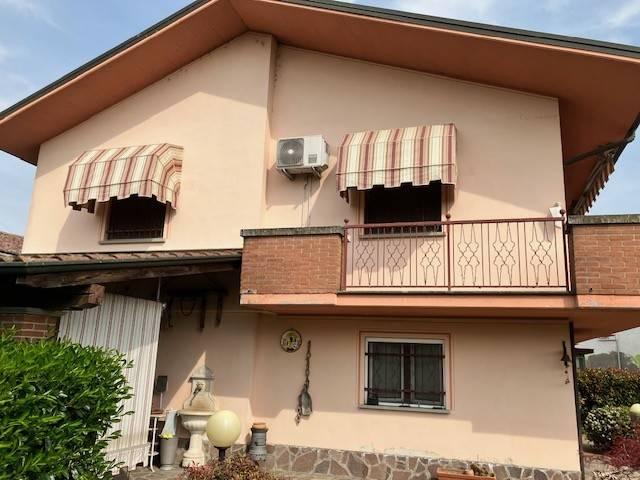 Villa in vendita a Mede PV