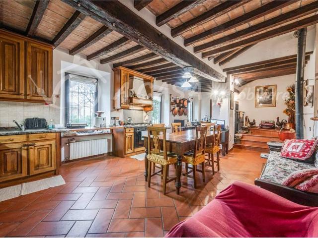 Villa in vendita a Medesano PR