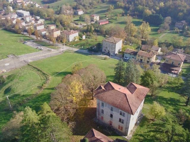 Villa in vendita a Medesano PR