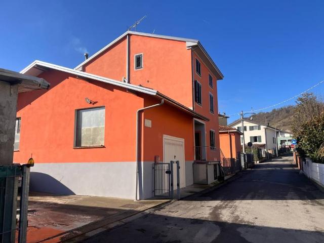Villa in vendita a Medesano PR