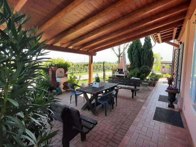 Villa in vendita a Medicina BO