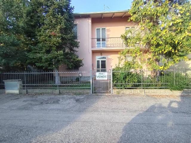 Villa in vendita a Medicina BO