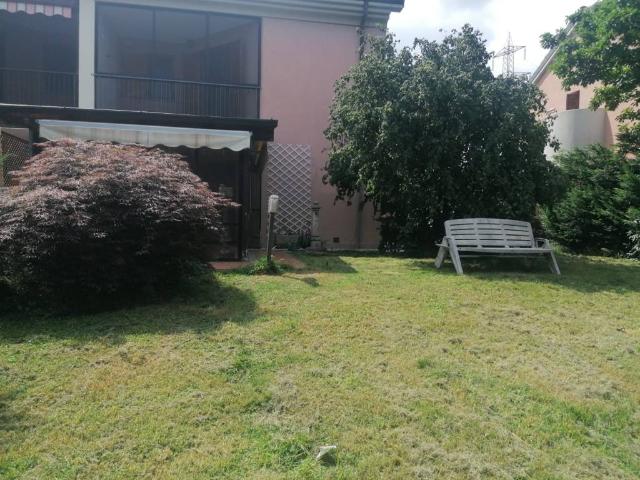 Villa in vendita a Mediglia MI