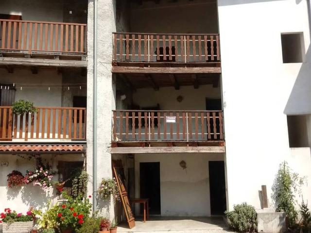 Villa in vendita a Meduno PN