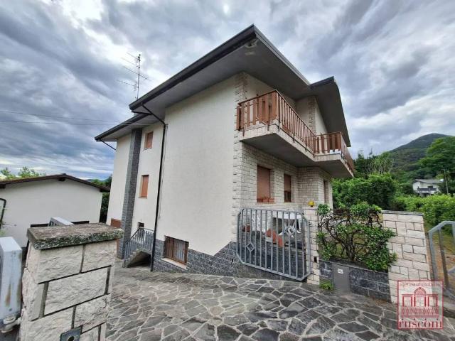 Villa in vendita a Meduno PN