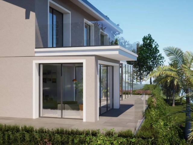 Villa in vendita a Meina NO
