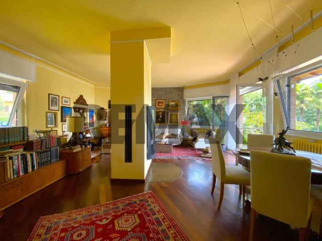 Villa in vendita a Meina NO