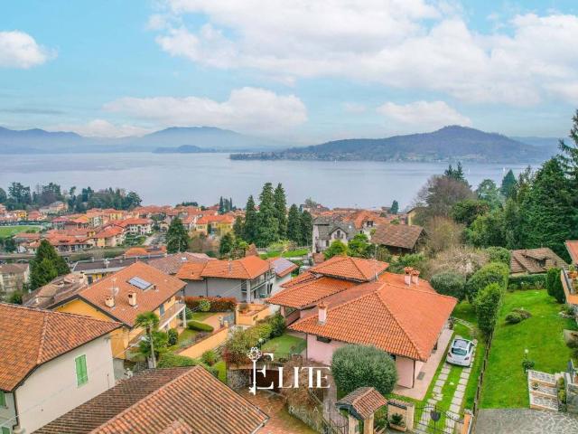 Villa in vendita a Meina NO