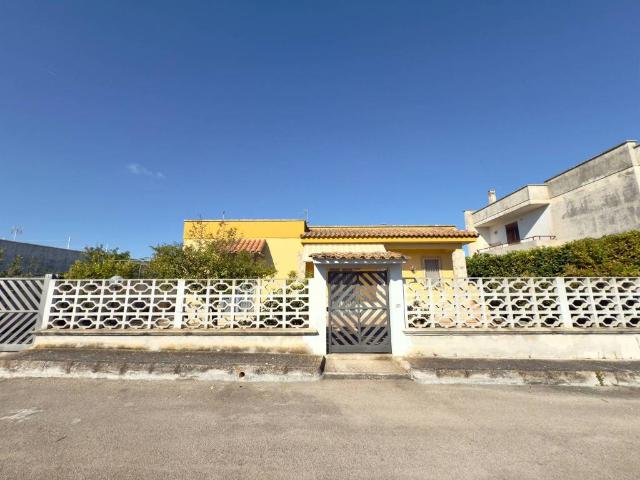 Villa in vendita a Melendugno LE