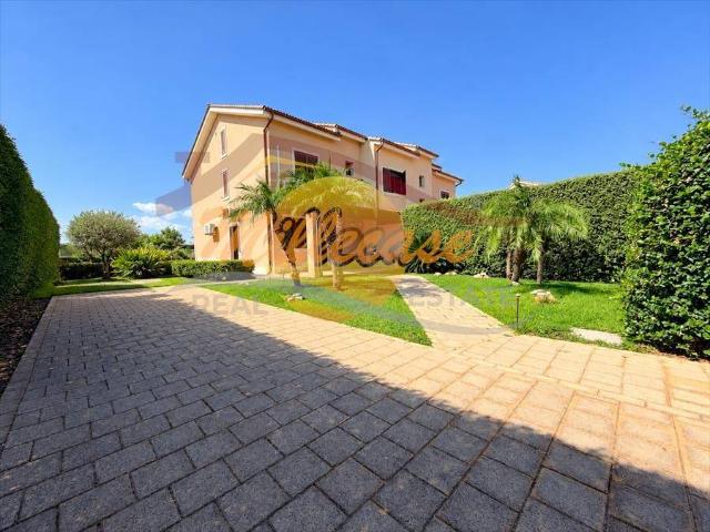 Villa in vendita a Melilli SR