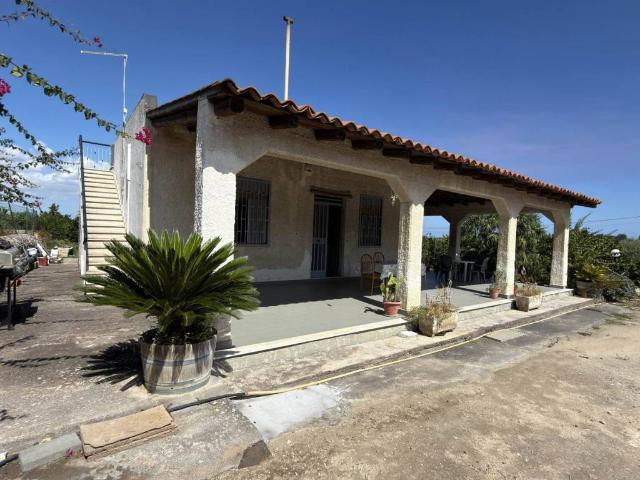 Villa in vendita a Melilli SR