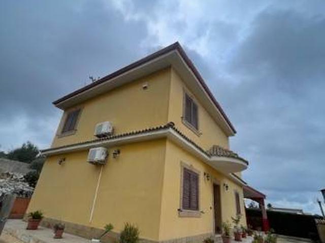 Villa in vendita a Melilli SR