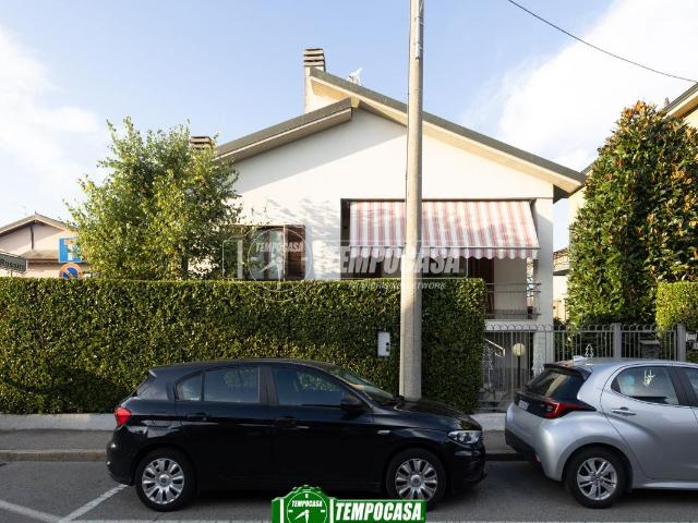 Villa in vendita a Melzo