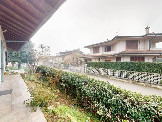 Villa in vendita a Melzo MI