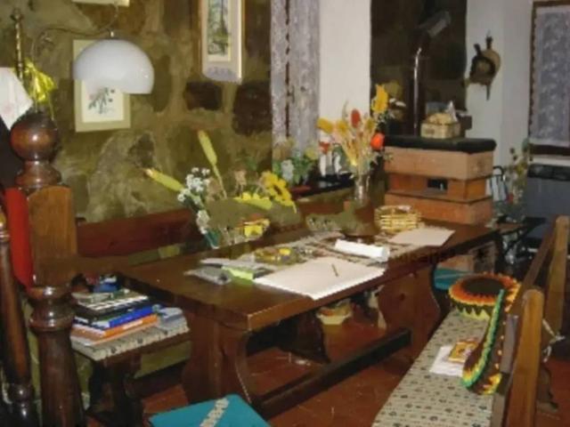 Villa in vendita a Menconico PV