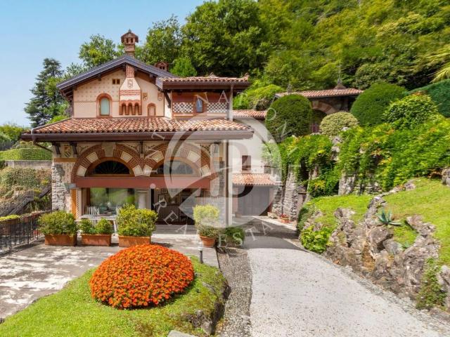 Villa in vendita a Menaggio CO