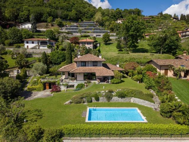 Villa in vendita a Menaggio CO